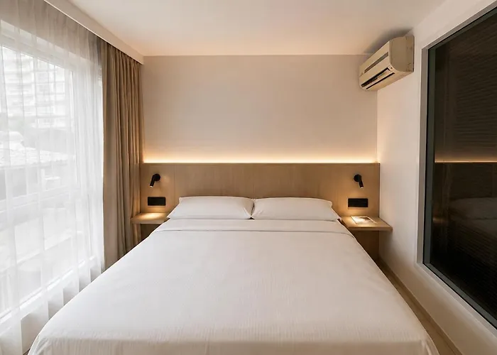 Luma Phrom Phong Hotel 3*