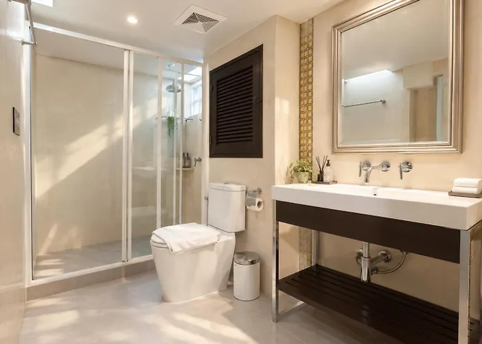 Luma Phrom Phong 3* Bangkok