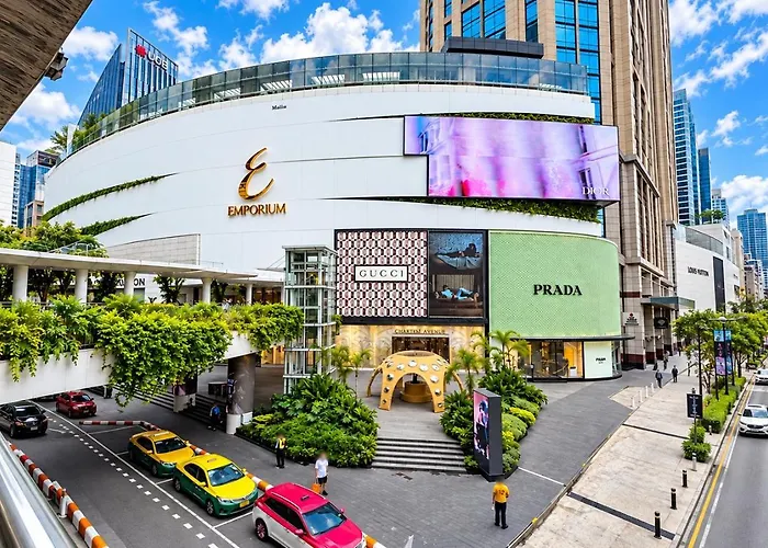 Luma Phrom Phong Hotel